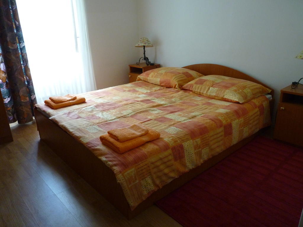 Kastelyszallo Szarkavar Hotel Kaposújlak Kamer foto