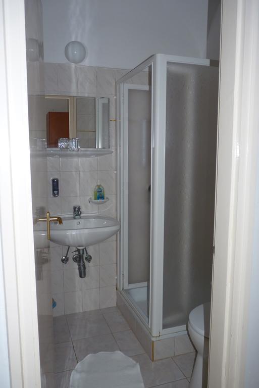 Kastelyszallo Szarkavar Hotel Kaposújlak Buitenkant foto