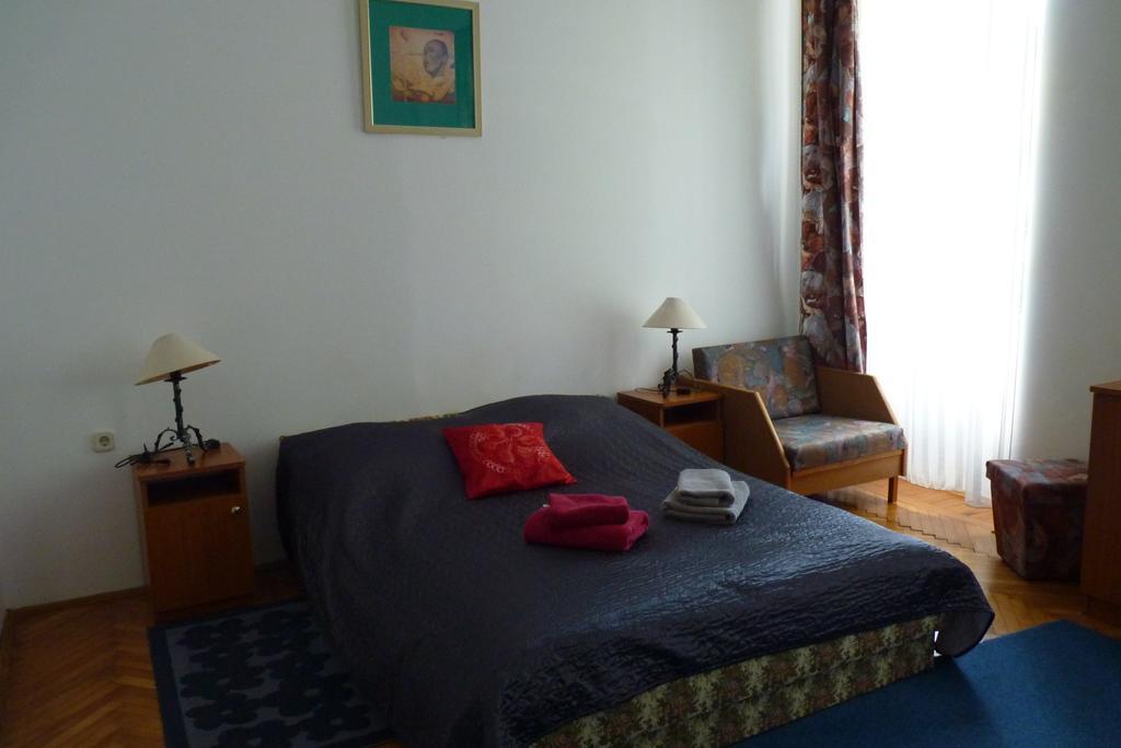 Kastelyszallo Szarkavar Hotel Kaposújlak Buitenkant foto